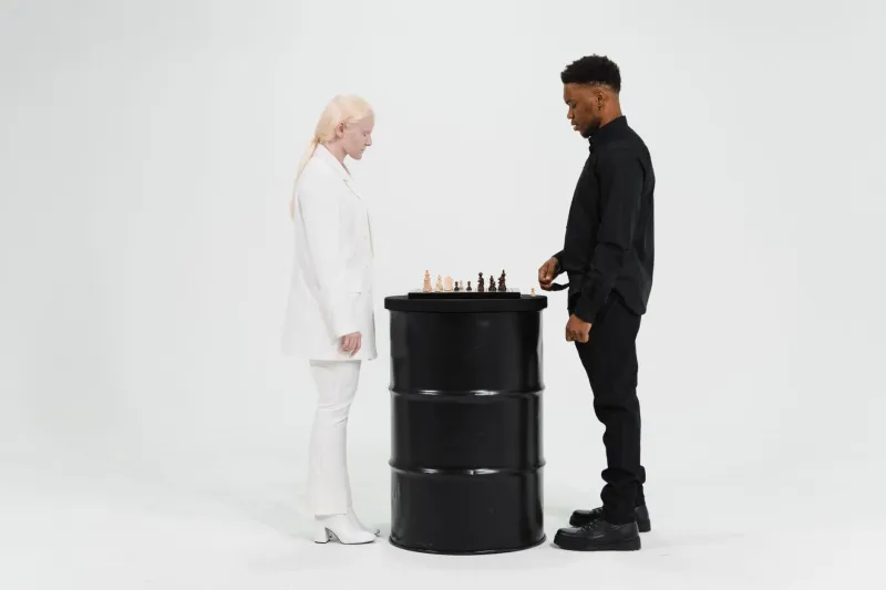 Oltre la Fortuna: Come i Bias Cognitivi Condizionano le Decisioni al Casinò e Come Liberarsene